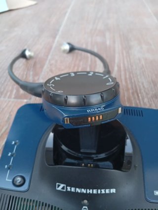 Sennheiser RR840 Auriculares Inalámbricos