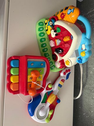Lote Juguetes Bebé: Granja, Guitarra y Xilofono