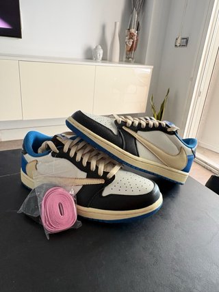 Air Jordan 1 Low x Travis Scott