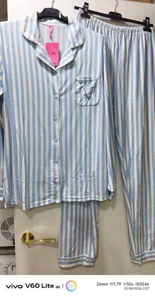 Pijama Victoria's Secret Rayas azul Talla XXL