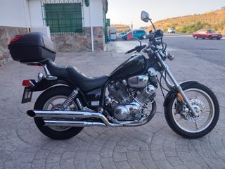 Yamaha Virago 1100 Custom Negra
