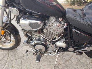 Yamaha Virago 1100 Custom Negra