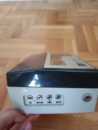 Grabadora de cinta marca Hitachi Vintage