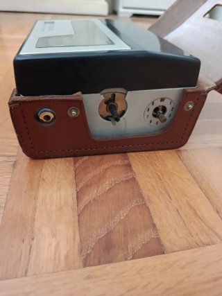 Grabadora de cinta marca Hitachi Vintage
