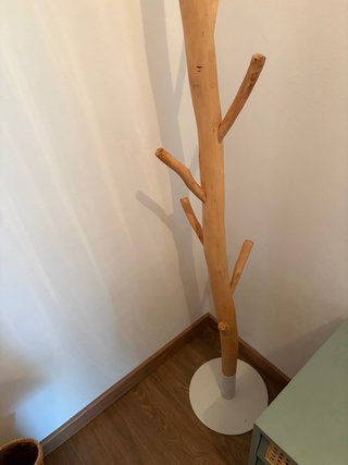 Banco y perchero recibidor estilo mediterráneo