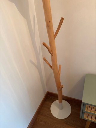 Banco y perchero recibidor estilo mediterráneo