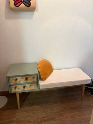 Banco y perchero recibidor estilo mediterráneo