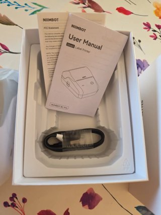 Etiquetadora Niimbot B1 Pro Smart Label Printer