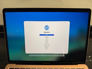 MacBook Air M1 13 Oro