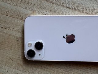 iPhone 13 Rosa