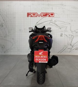 HONDA FORZA 125 NEGRA MATE - OCASIÓN