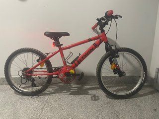 Bicicleta Infantil Roja BTWIN