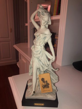 Escultura Ninfa Piedra y Madera