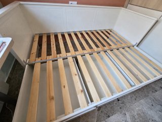 CAMA DIVÁN HEMNES IKEA