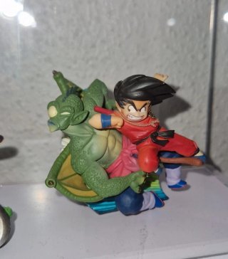 Goku vs Tambourine Megahouse Dragon Ball