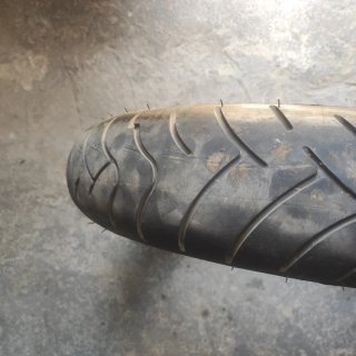 Neumáticos Moto Usados. 180y 120