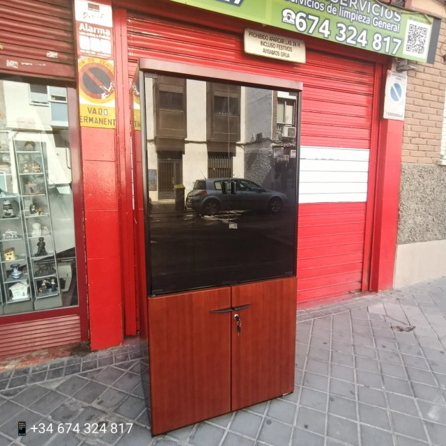 Vitrina expositora metal, madera y cristal