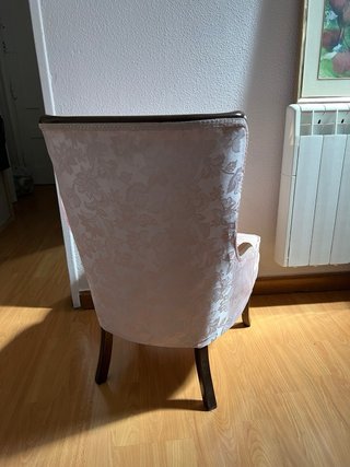 Butaca vintage capitoné rosa palo estilo clásico