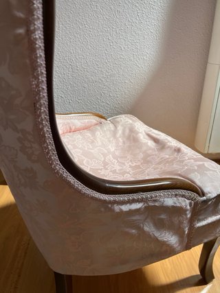 Butaca vintage capitoné rosa palo estilo clásico