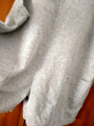 Mono corto gris mujer