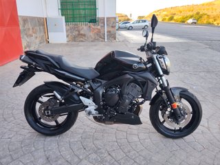 MOTO Yamaha FZ6 N S2 98CV Naked