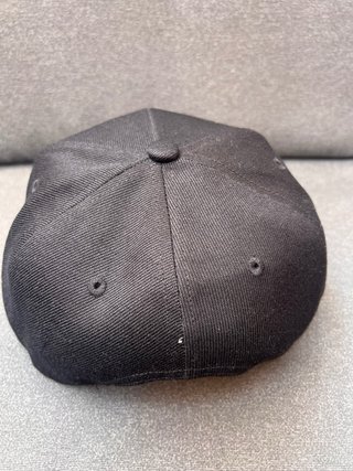 Gorra Snapback 'LA' Bright Codes Negra - Impecable
