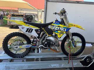 Suzuki RM 125 Motocross