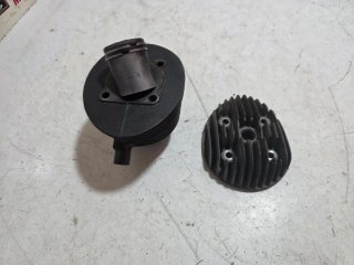 Cilindro y pistón y culata ducati mini Marcelino