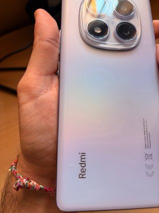 Xiaomi Redmi Note 14 Pro Morado con funda
