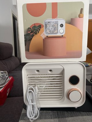 Nuevo Mini Climatizador Portátil Blanco y Dorado