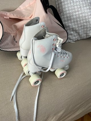 Patines Oxelo RS QUAD 100 WHITE Llevan su bolso