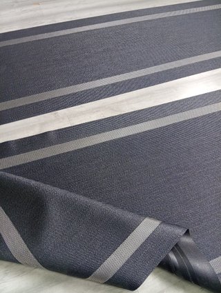 Alfombras de diseño plata y negro