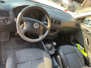 Volkswagen Golf 1.4