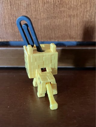 Figura Minecraft Kinder Joy