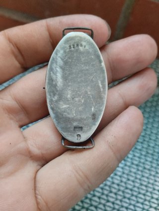 Reloj de cuerda de plata antiguo