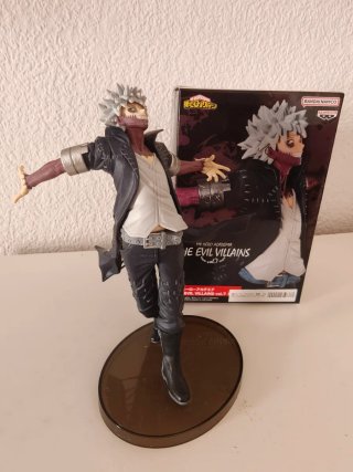 Figura Dabi My Hero Academia con caja