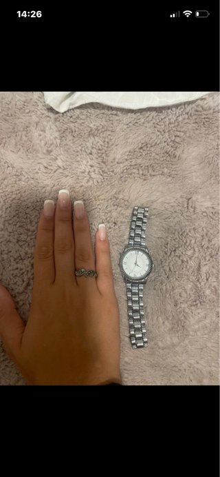 Reloj plateado