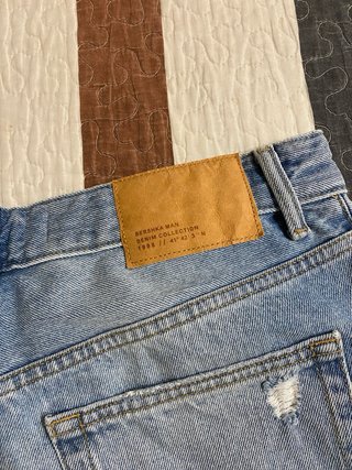 Bershka Shorts Vaqueros Desgastados