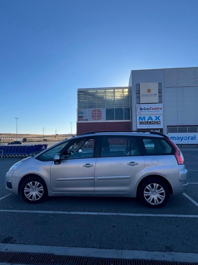 Citroen C4 Picasso 2009 - foto 1