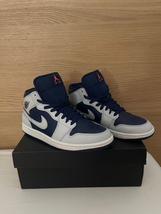 Air Jordan 1 Mid Azul