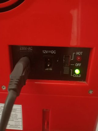 Nevera portátil MOBICOOL roja
