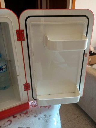 Nevera portátil MOBICOOL roja