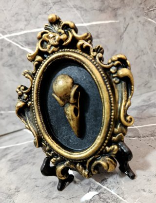 Cornice Gotica Testa di Corvo Scultura Ex Voto