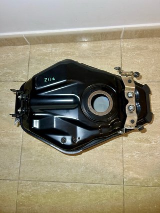 Depósito Yamaha MT-07