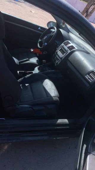 Volkswagen Golf 2004