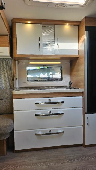 Caravana Hobby De Luxe 515 UHL 2021