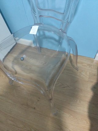 Silla transparente Luis XVI
