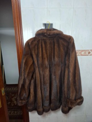 Abrigo de pelo marrón