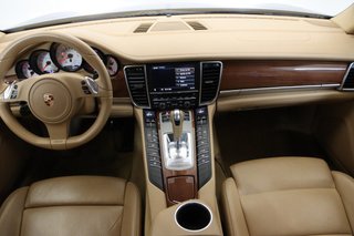2010 Porsche Panamera 4.8 4 S