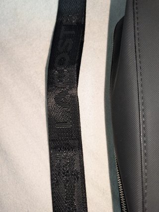 Bandolera Lacoste Negra